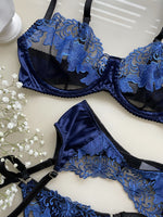 Midnight Blossom lingerie set - Angies Showroom