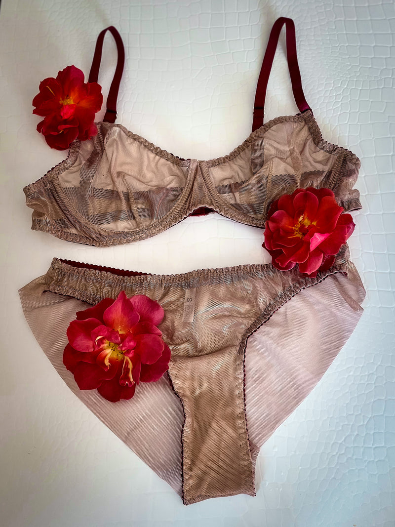 Shop Rosa Lingerie Set Online – Angie's showroom – Angie's Showroom