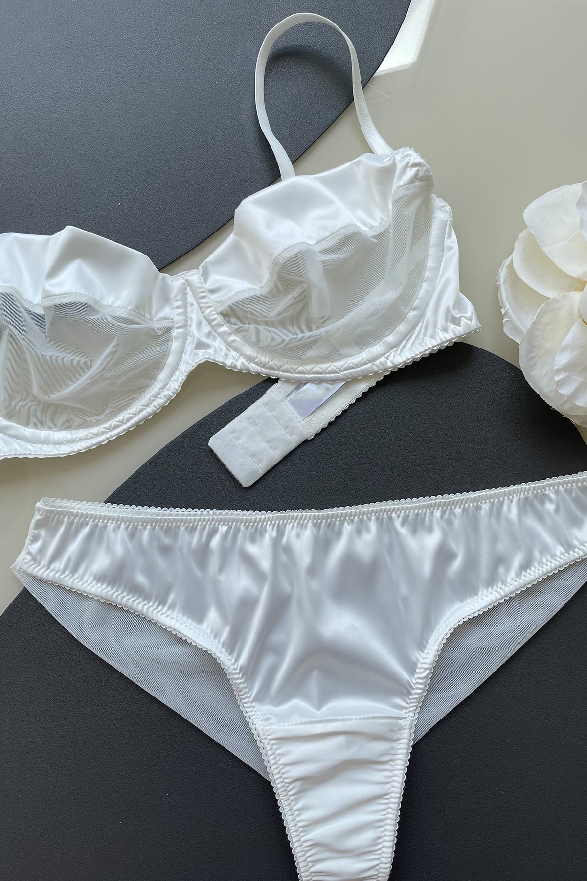 Premium Collette White Handmade Lingerie Set 38B / XL Premium Collette White Handmade Lingerie Set 38B / XL